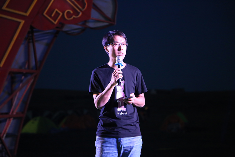 晉商行董事長左燕慶先生上臺致辭